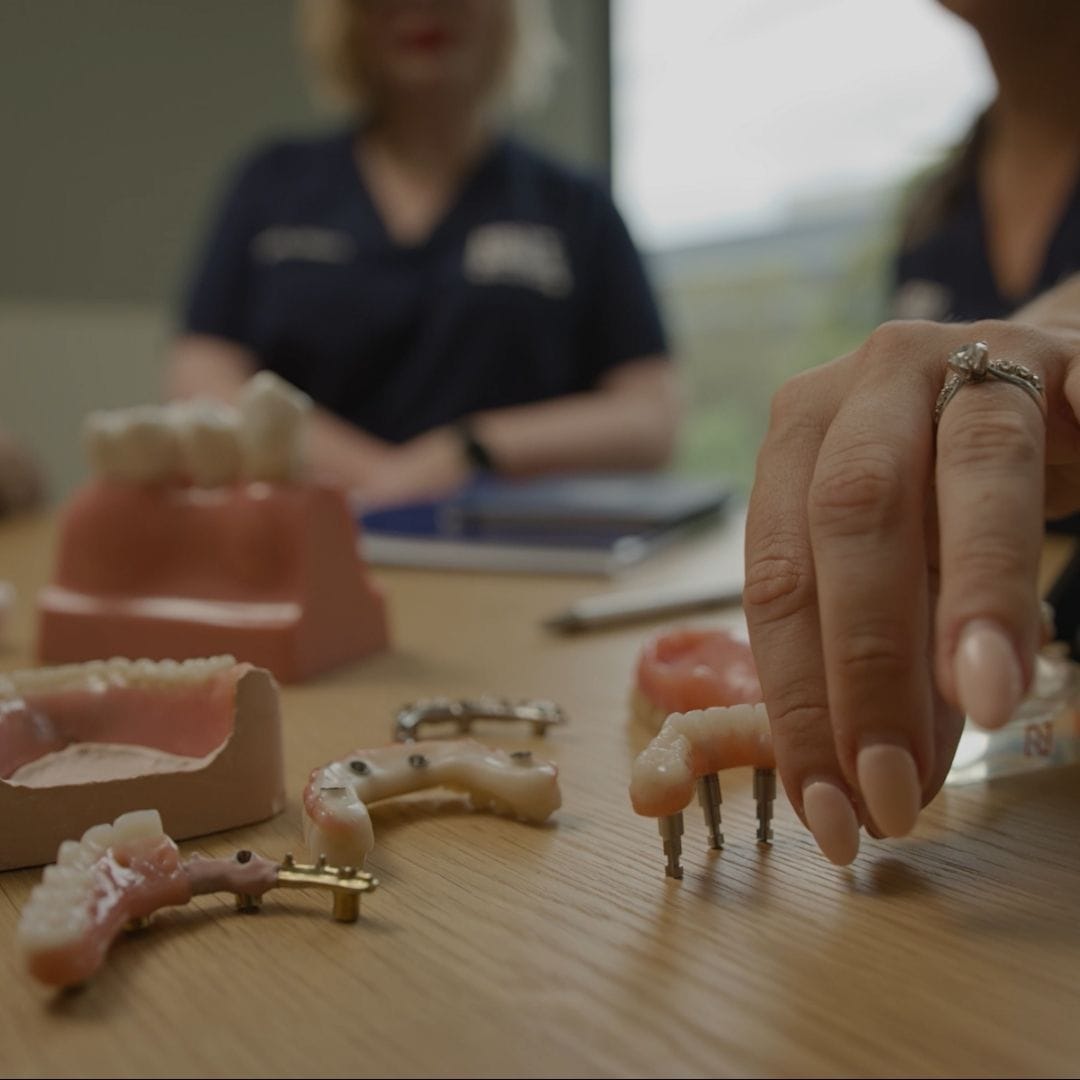 Feature Image - Difference Between Single Dental Implants And All-on-4® Dental Implants